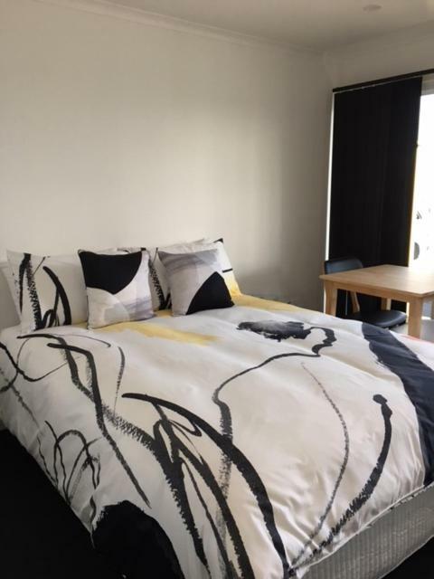 Port Lincoln Shark Apartment 1 Dış mekan fotoğraf